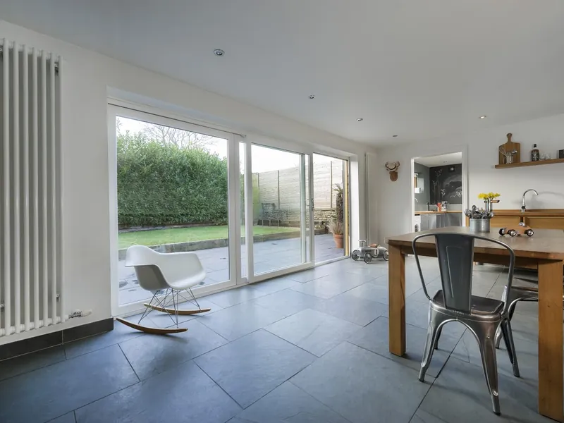 Sliding Windows Plumstead